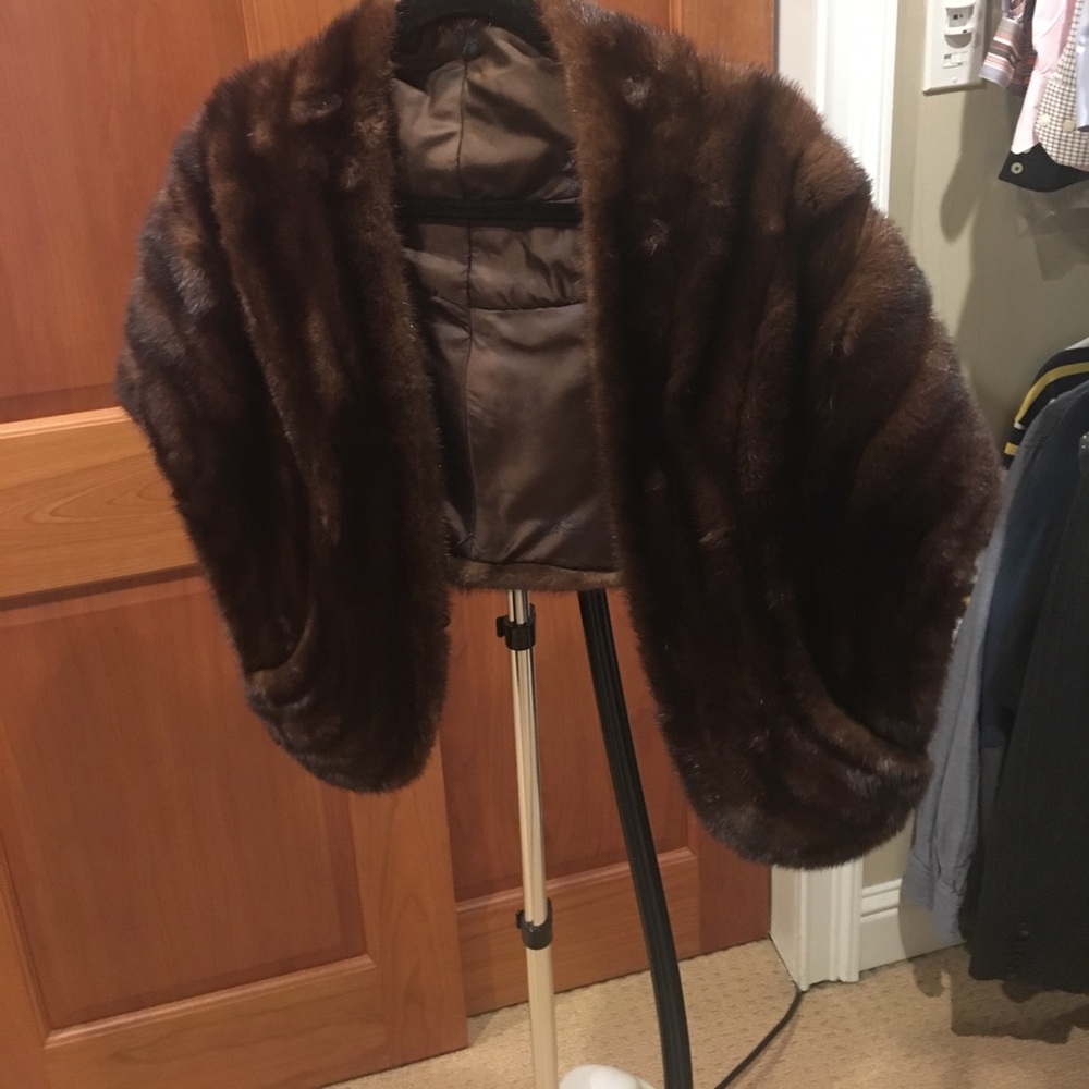 Brown mink schrug